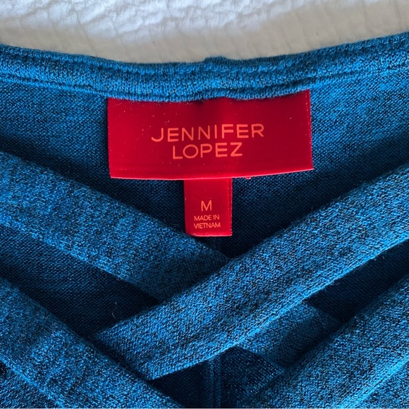 Jennifer Lopez sleeveless scoop neck dress with front criss-cross detail - Picture 3 of 5